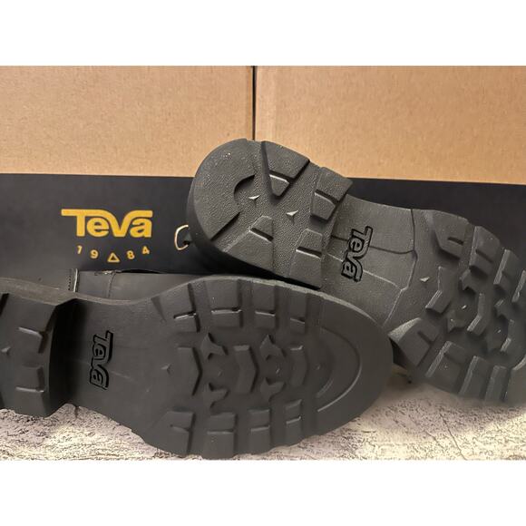 NEW IN BOX Teva Rowena Buckle Boots, Black, Women's 6 - Picture 5 of 9